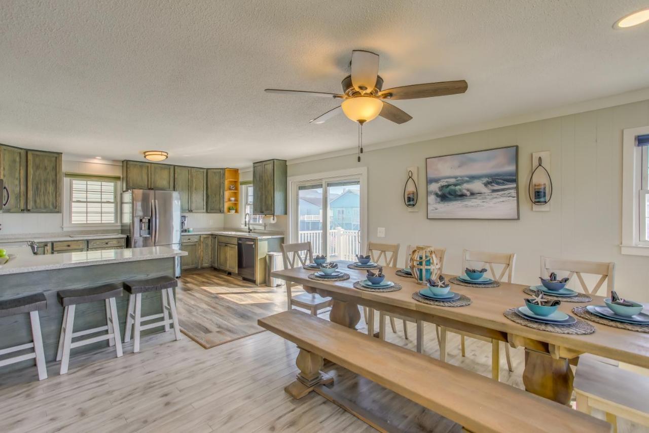 Waterfront North Myrtle Beach Home With Pool And Deck Екстер'єр фото