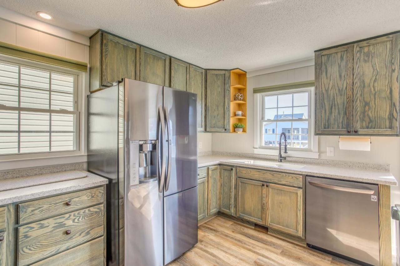 Waterfront North Myrtle Beach Home With Pool And Deck Екстер'єр фото