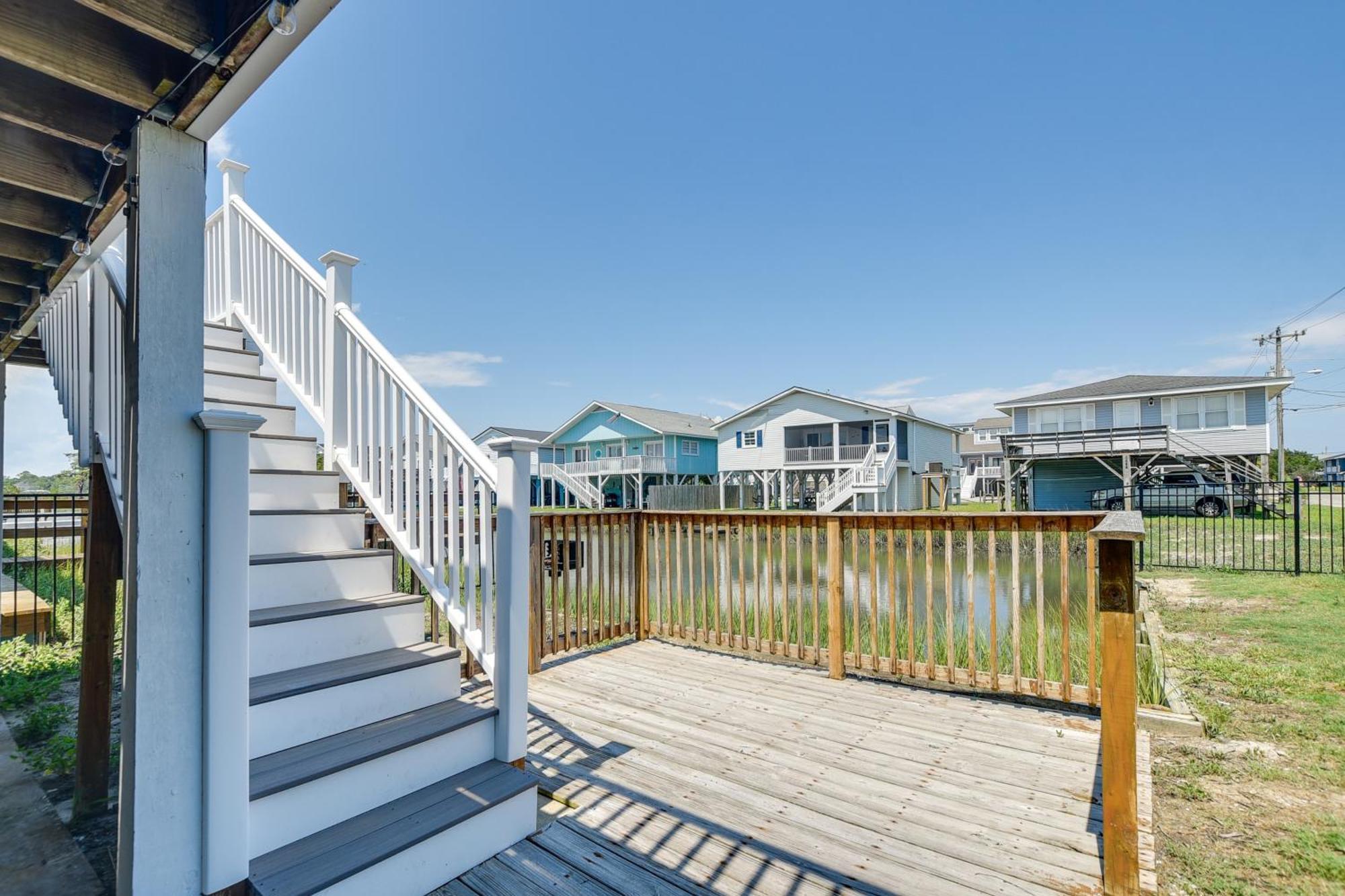 Waterfront North Myrtle Beach Home With Pool And Deck Екстер'єр фото